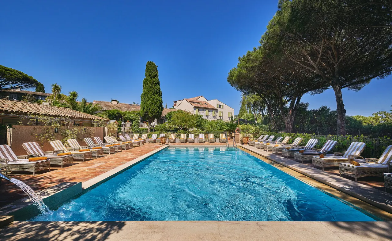 La Ferme d’Augustin — swimming pool and Provençal gardens