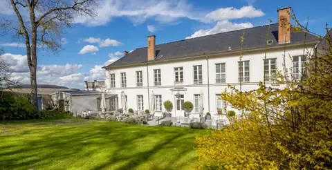 Les Avisés — photograph from its Authentic Hotels & Cruises profile
