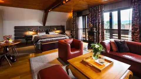 Hôtel des Berges — photograph from its Authentic Hotels & Cruises profile