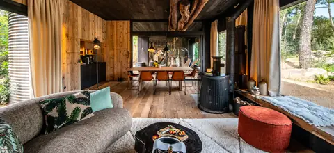 Safari Lodge & Suite – Zoo de La Flèche — photograph from its Authentic Hotels & Cruises profile