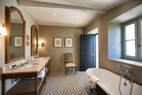 Domaine de Fontenille — photograph from its Authentic Hotels & Cruises profile