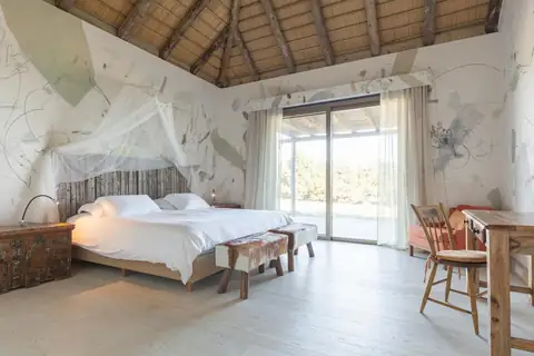 Bahía Vik — photograph from its Authentic Hotels & Cruises profile